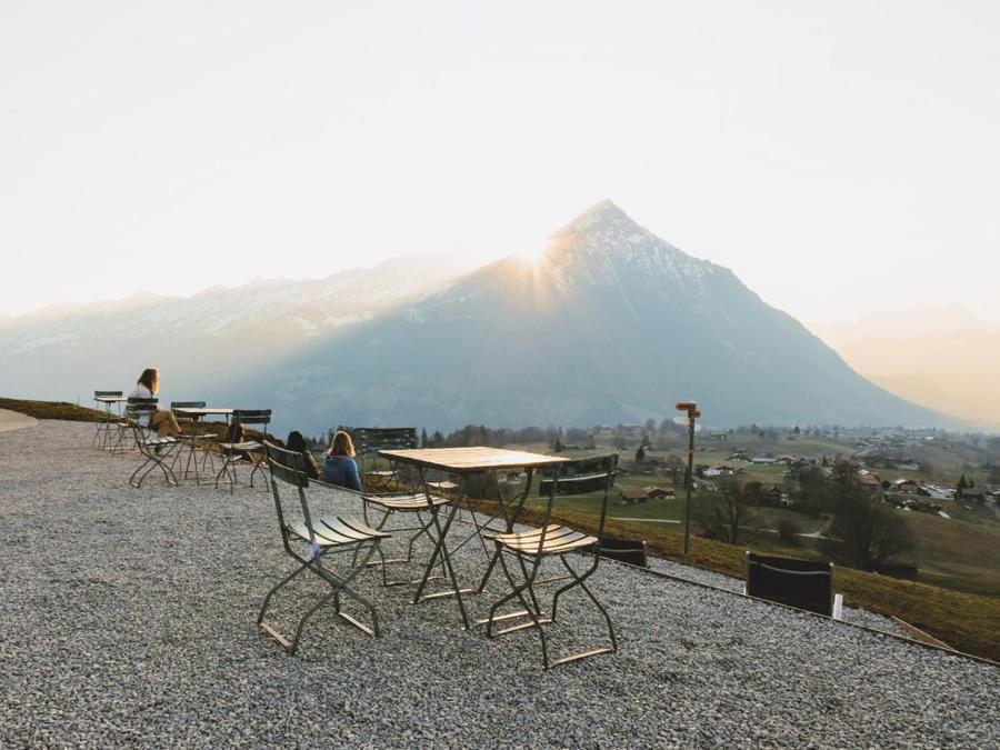 Auszeit-Hotel Z Aeschiried Aeschi Bei Spiez Bagian luar foto