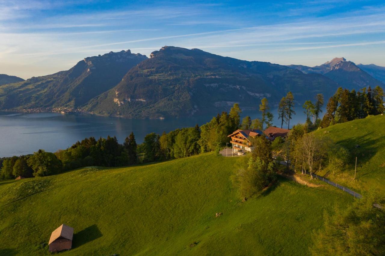 Auszeit-Hotel Z Aeschiried Aeschi Bei Spiez Bagian luar foto