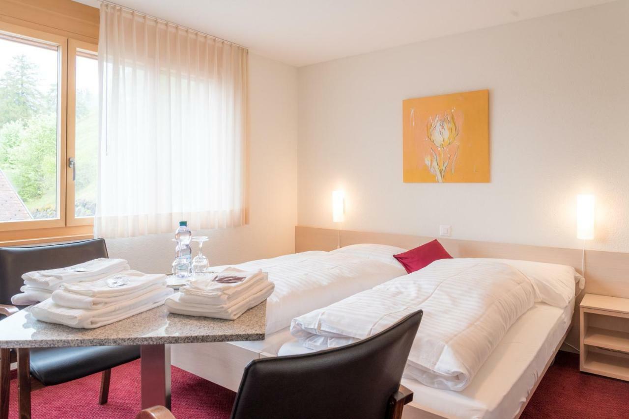 Auszeit-Hotel Z Aeschiried Aeschi Bei Spiez Ruang foto