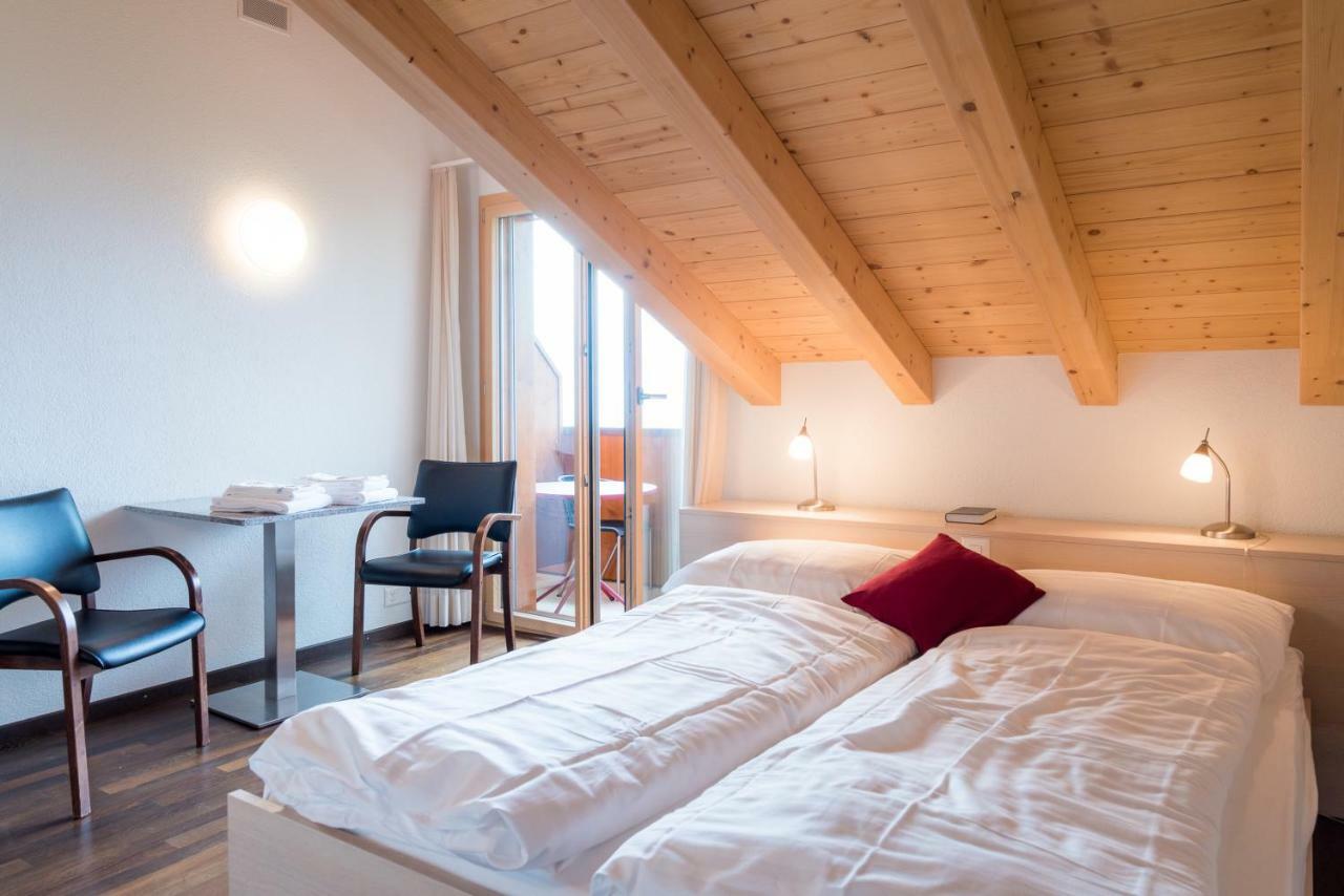 Auszeit-Hotel Z Aeschiried Aeschi Bei Spiez Ruang foto